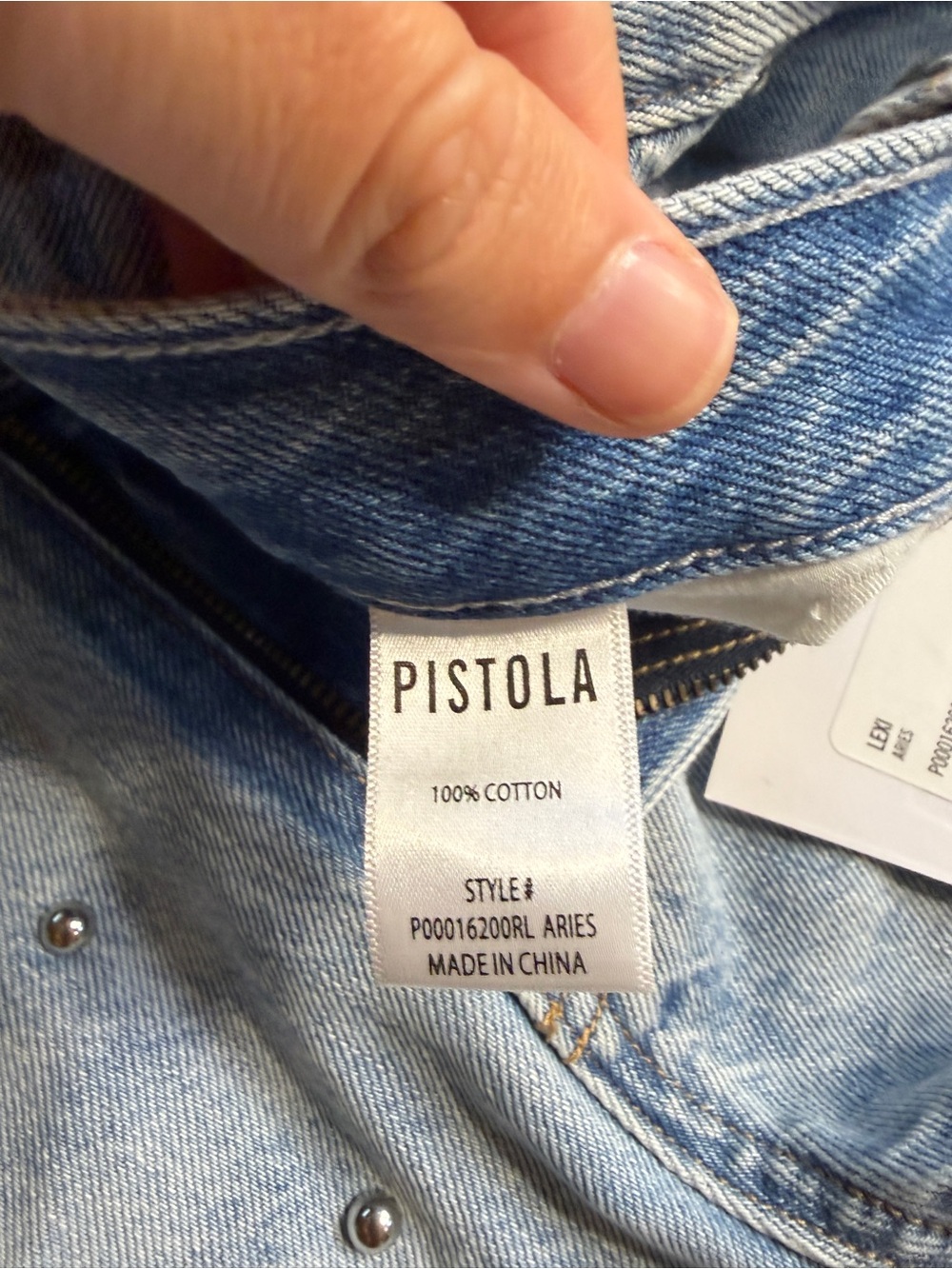 pistola NWT Lexi Bowed Barrel Leg Jean in Aries Studded 25 - Picture 7 of 12